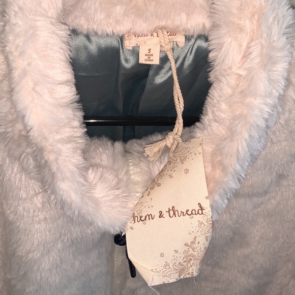 Hem & Thread Zip Up Jacket - Picture 2 of 4